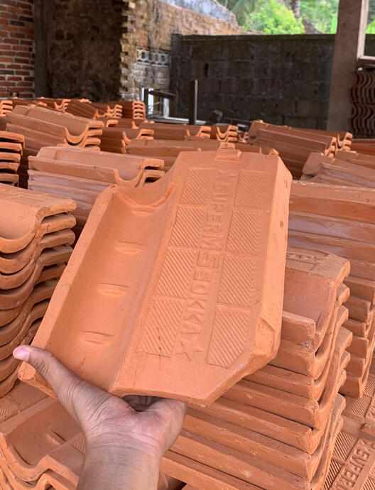 Jual Genteng, Jual Genteng Plentong Terdekat, Jual Genteng Keramik Plentong, Jual Genteng Keramik Kia, Jual Genteng Kia, Jual Genteng M Class, Jual Genteng Morando, Jual Genteng Plentong, Jual Genteng Terdekat, Jual Genteng Kerpus Segitiga