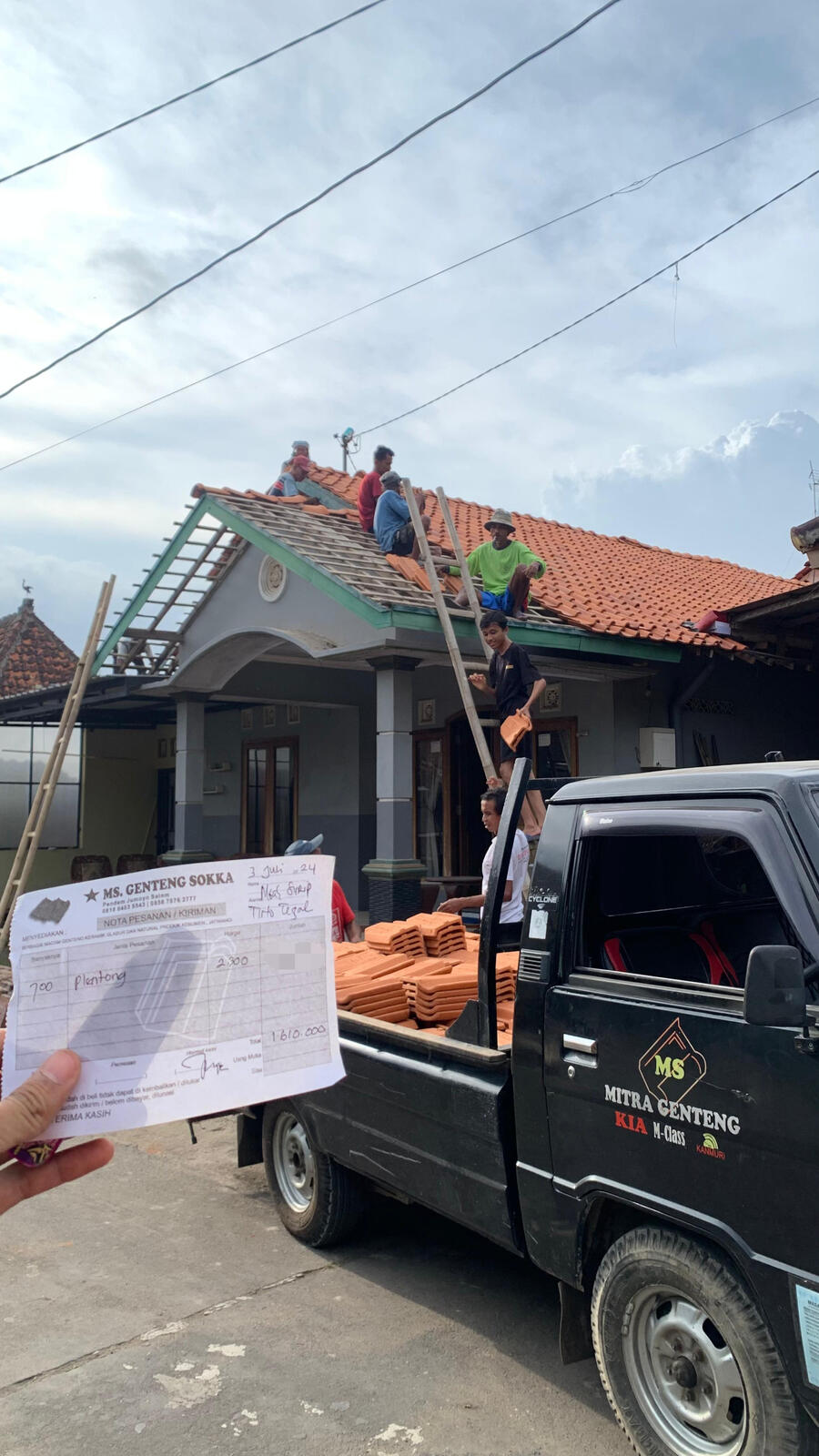 Jual Genteng, Jual Genteng Plentong Terdekat, Jual Genteng Keramik Plentong, Jual Genteng Keramik Kia, Jual Genteng Kia, Jual Genteng M Class, Jual Genteng Morando, Jual Genteng Plentong, Jual Genteng Terdekat, Jual Genteng Kerpus Segitiga